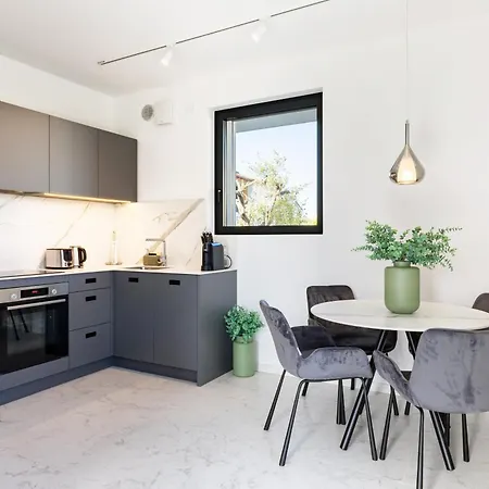 公寓 Primo Passo With Pool