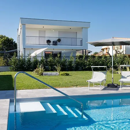 Primo Passo With Pool Apartamento Lazise