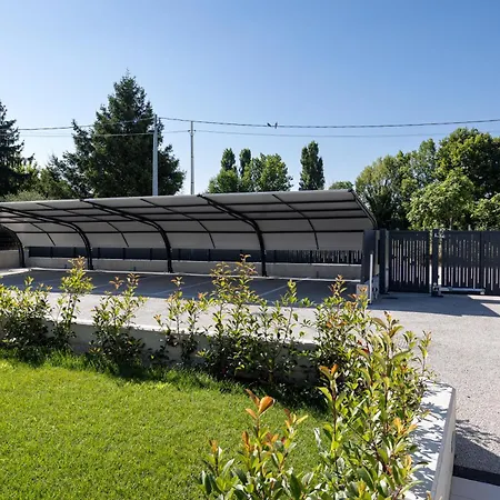 Primo Passo With Pool Apartamento *