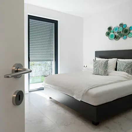 Daire Primo Passo With Pool Lazise