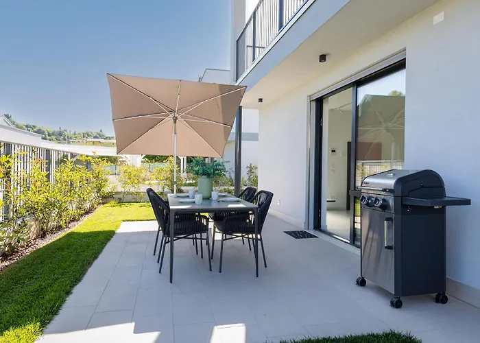 Primo Passo With Pool * Lazise