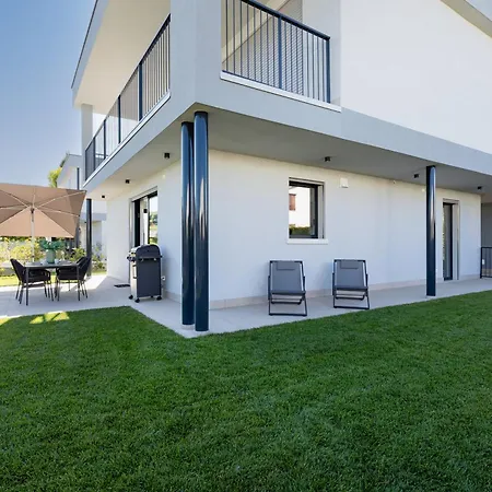 Primo Passo With Pool * Lazise